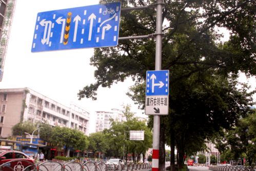 您注意到了吗 桂林市区21个路口道路交通设施焕然一新
